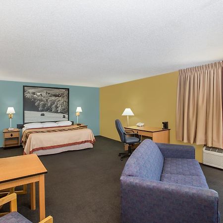 Super 8 By Wyndham Clarinda Motel Luaran gambar
